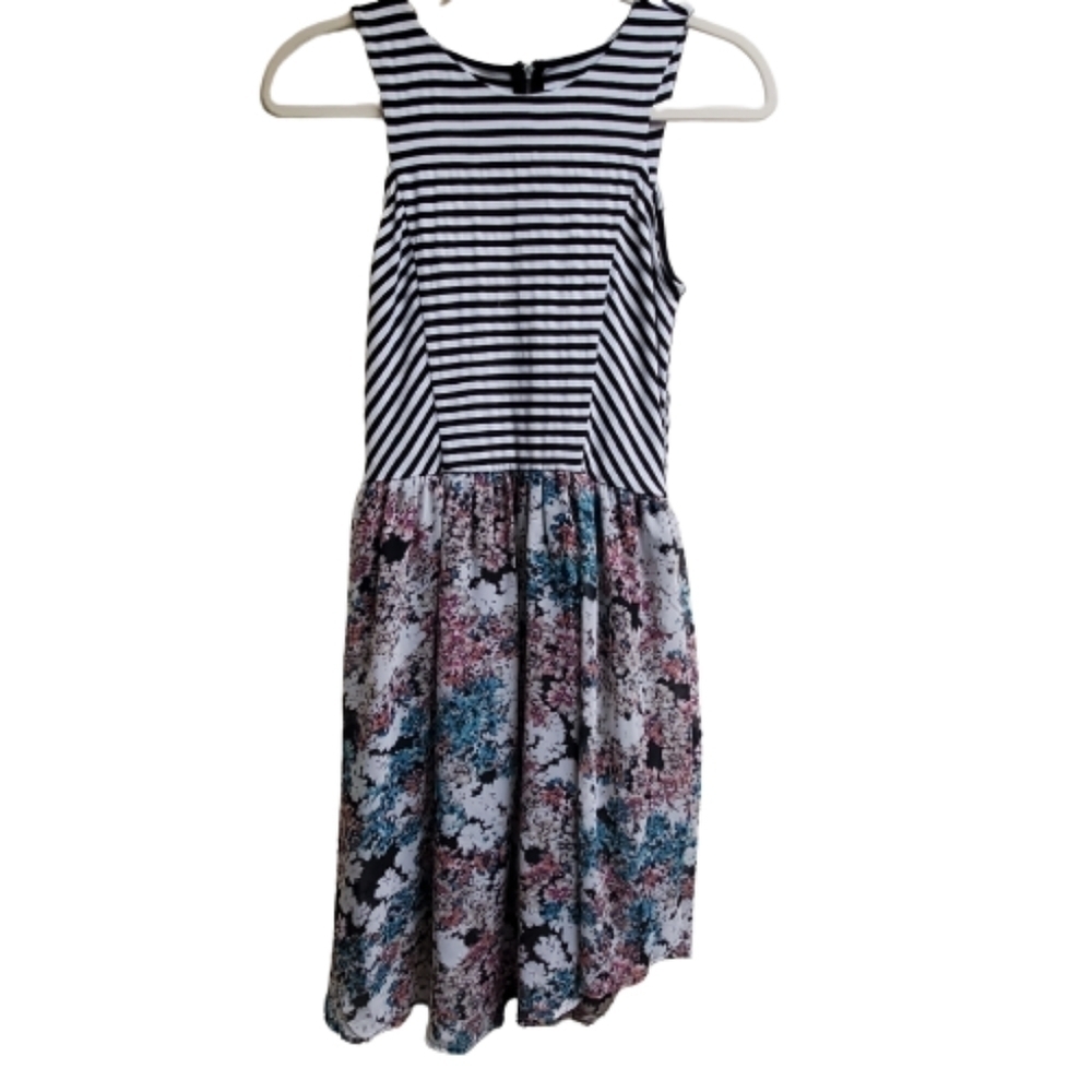 Xhilaration Womens Small Mixed Media Striped Floral Sleeveless Back Zip Dress